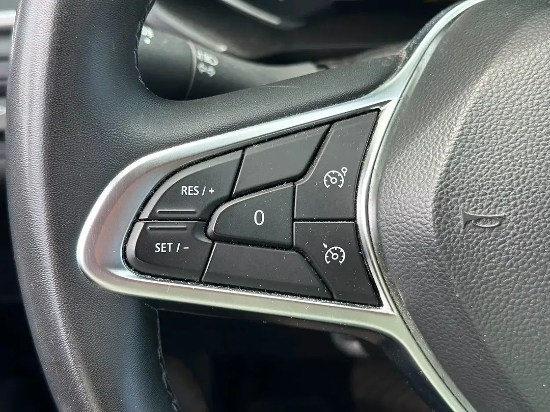 Renault Captur - Thumbnail 21
