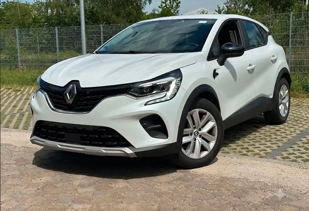 Renault Captur - Thumbnail 3