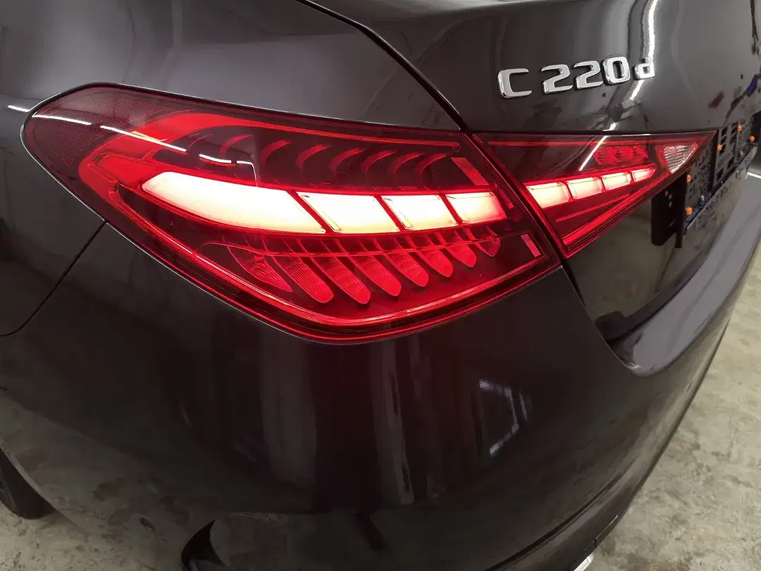 Mercedes-Benz C 220 - Thumbnail 9