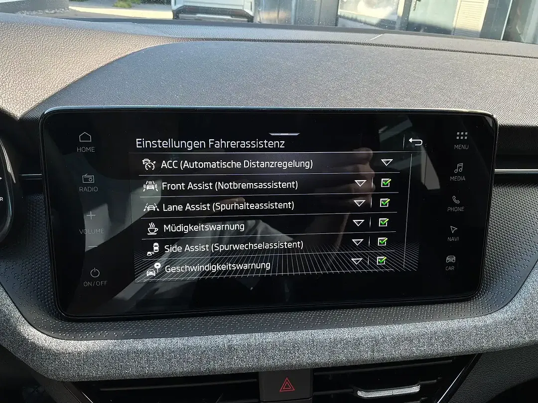 Skoda Scala - Thumbnail 13
