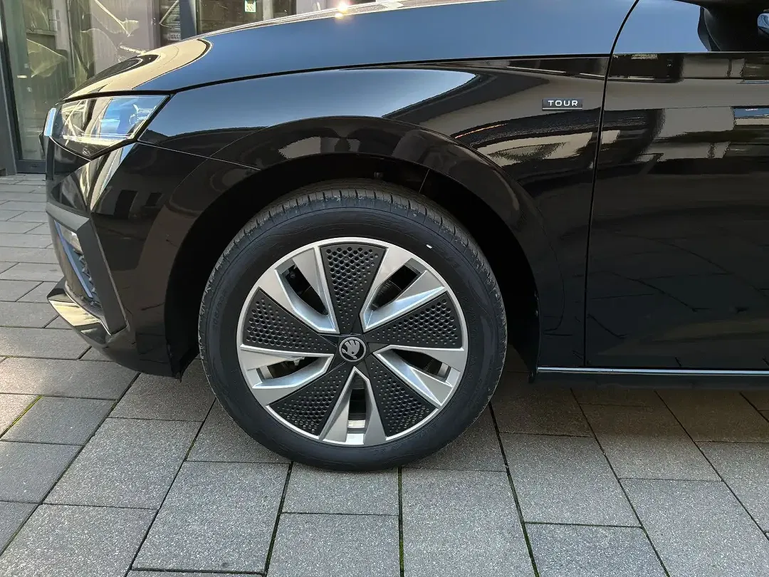Skoda Scala - Thumbnail 2