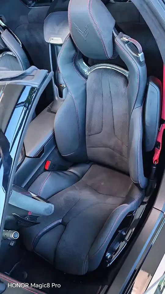 Corvette Z06 - Thumbnail 5
