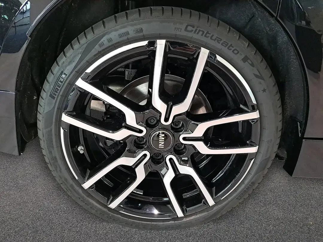 MINI Cooper C - Thumbnail 7