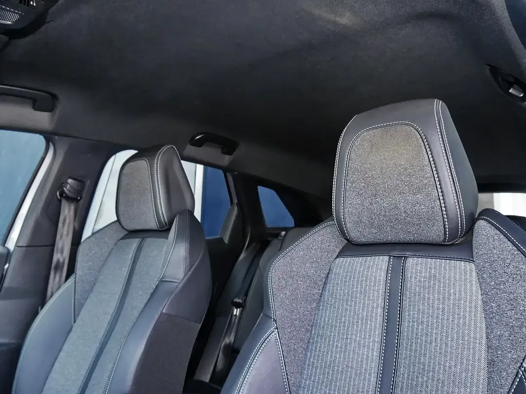 Peugeot 3008 - Thumbnail 11