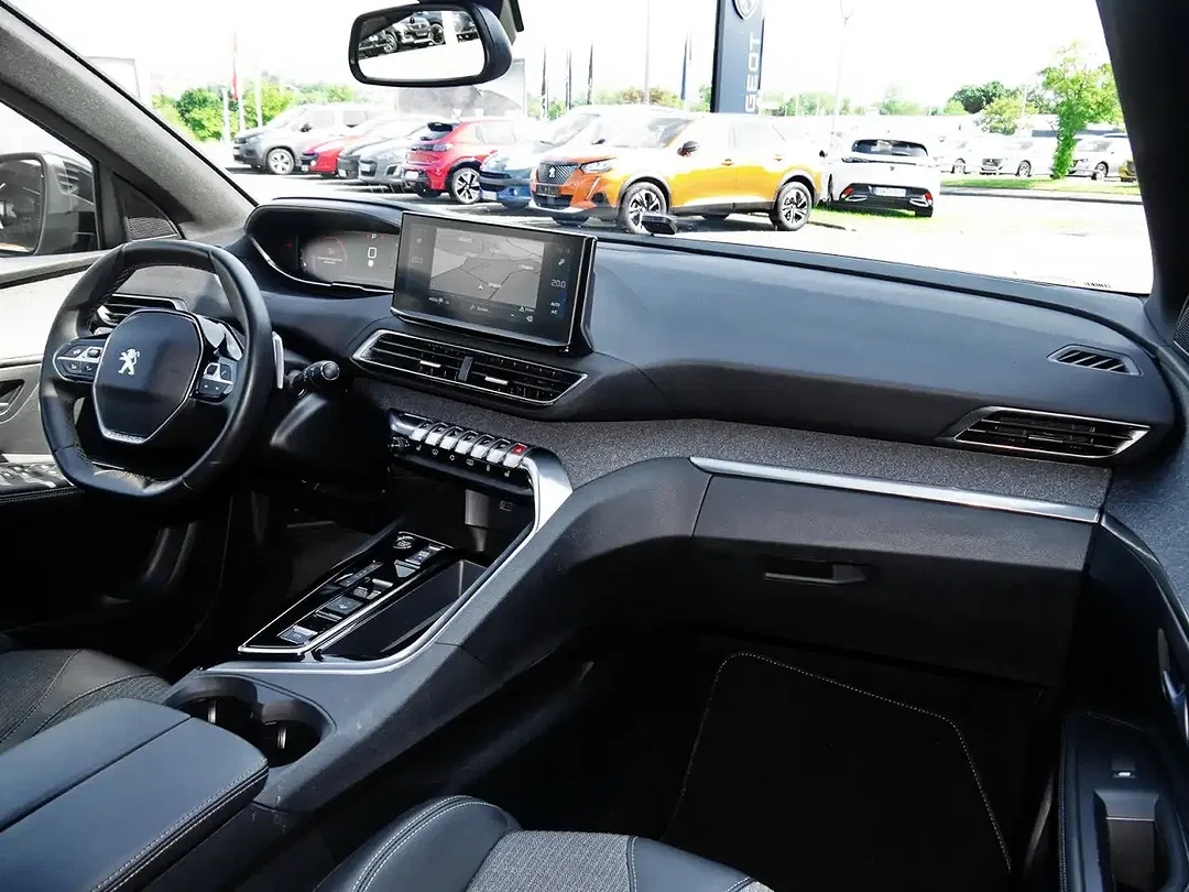 Peugeot 3008 - Thumbnail 5