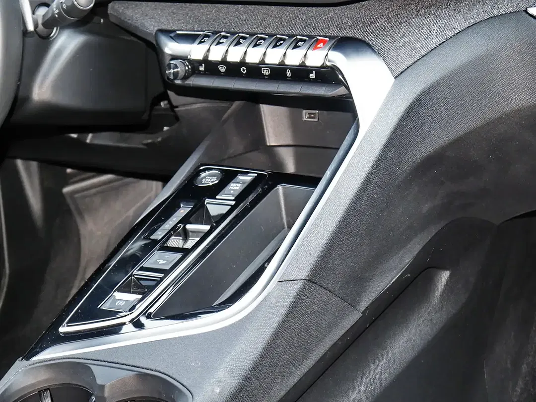 Peugeot 3008 - Thumbnail 7