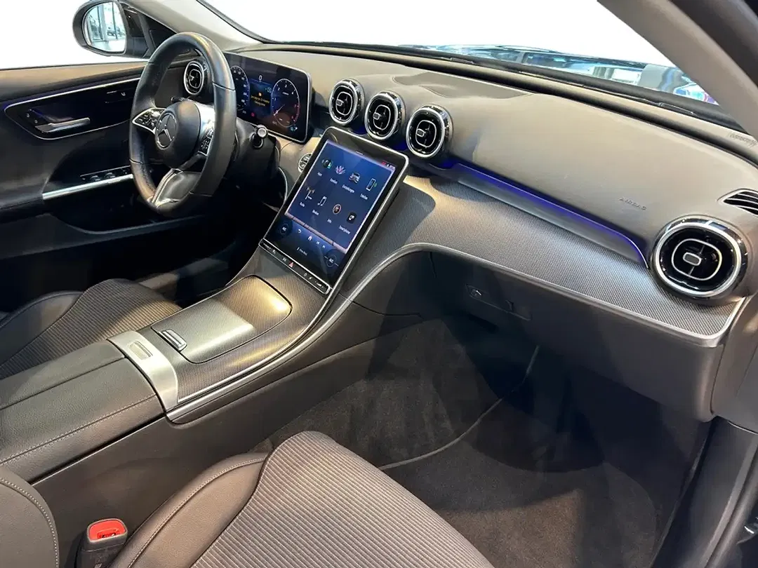 Mercedes-Benz C 300 - Thumbnail 3