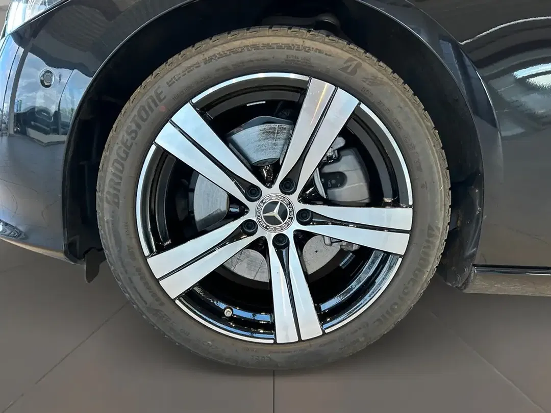 Mercedes-Benz C 300 - Thumbnail 8