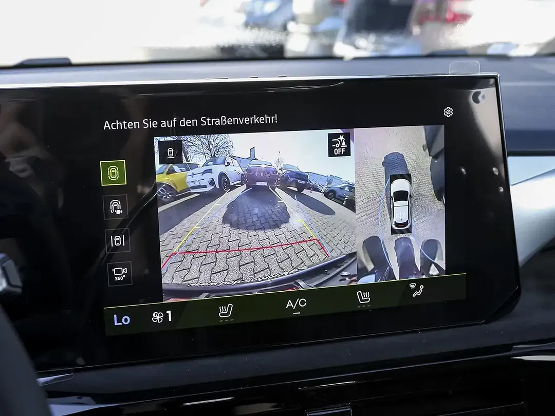 Renault Clio - Thumbnail 14