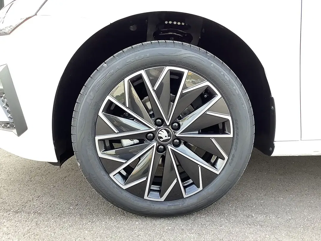 Skoda Scala - Thumbnail 15