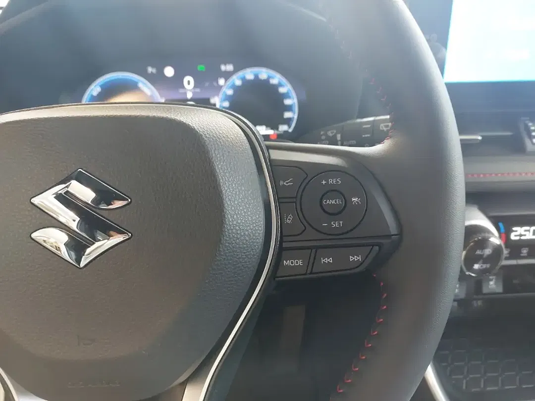 Suzuki Across - Thumbnail 15