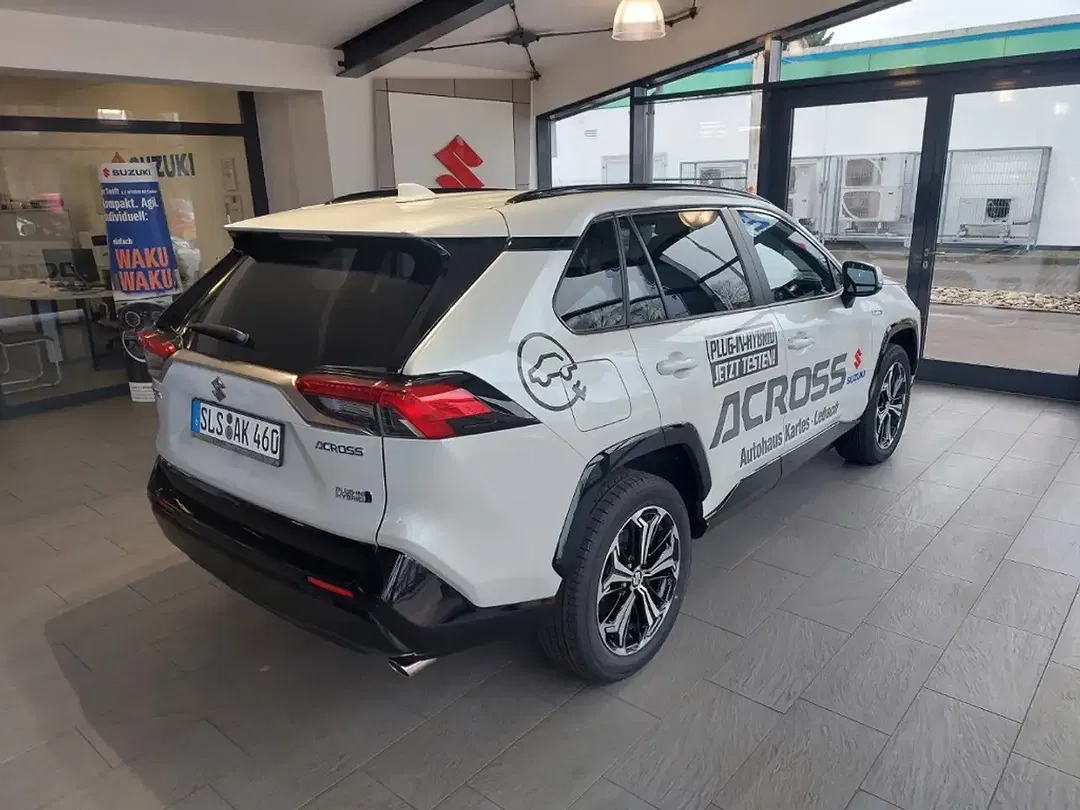 Suzuki Across - Thumbnail 6