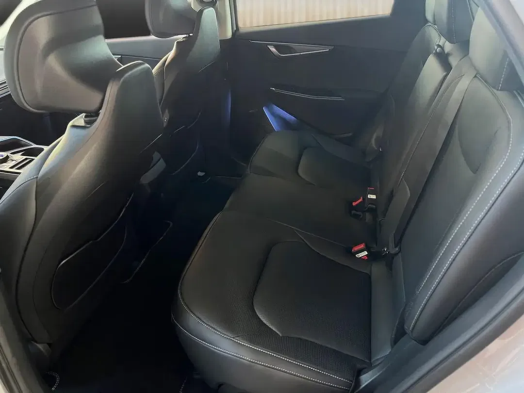 Kia EV6 - Thumbnail 9