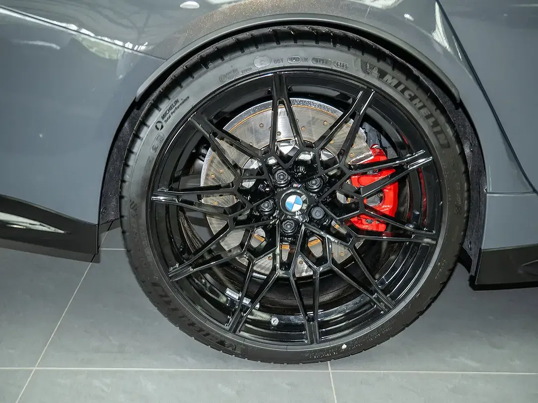 BMW M3 - Thumbnail 5
