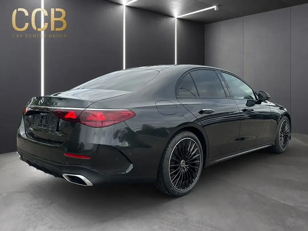 Mercedes-Benz E 200 - Thumbnail 5