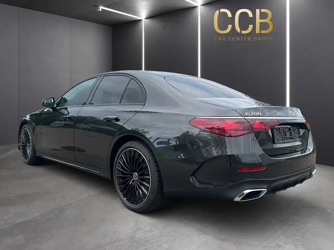Mercedes-Benz E 200 - Thumbnail 7