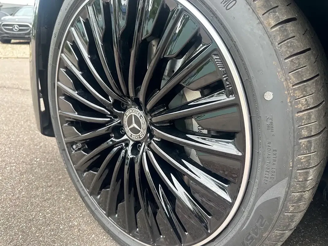 Mercedes-Benz E 200 - Thumbnail 9