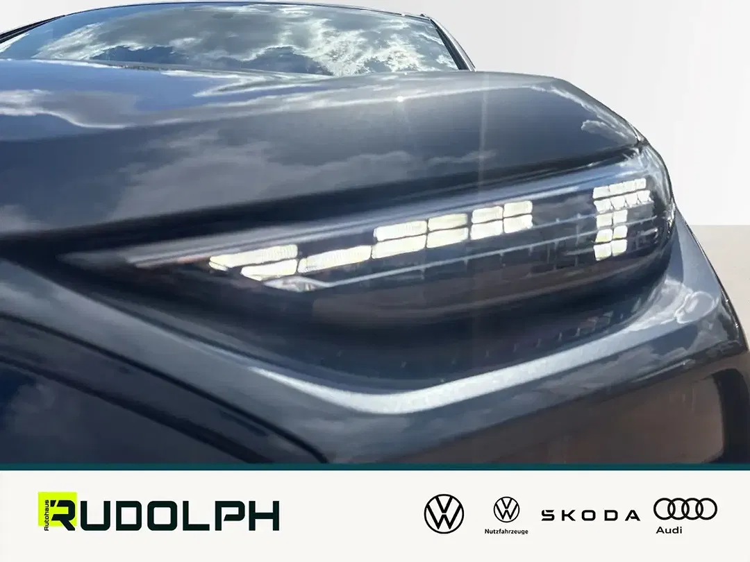 Audi Q6 e-tron - Thumbnail 7