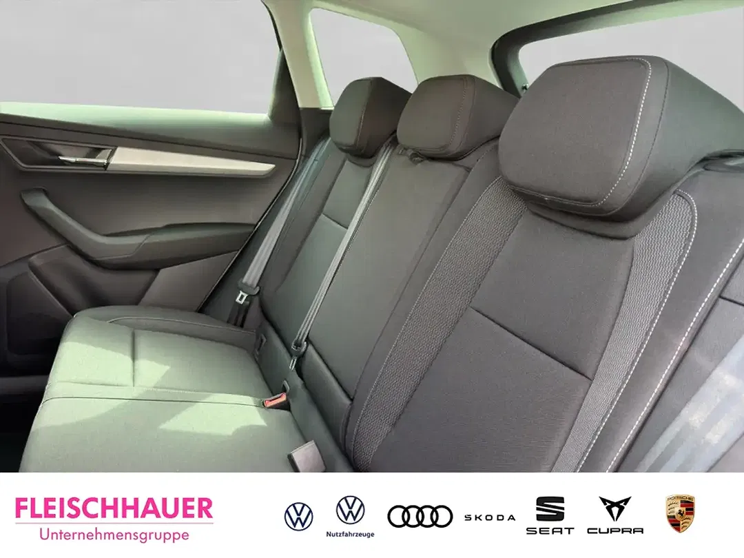 Skoda Karoq - Thumbnail 10