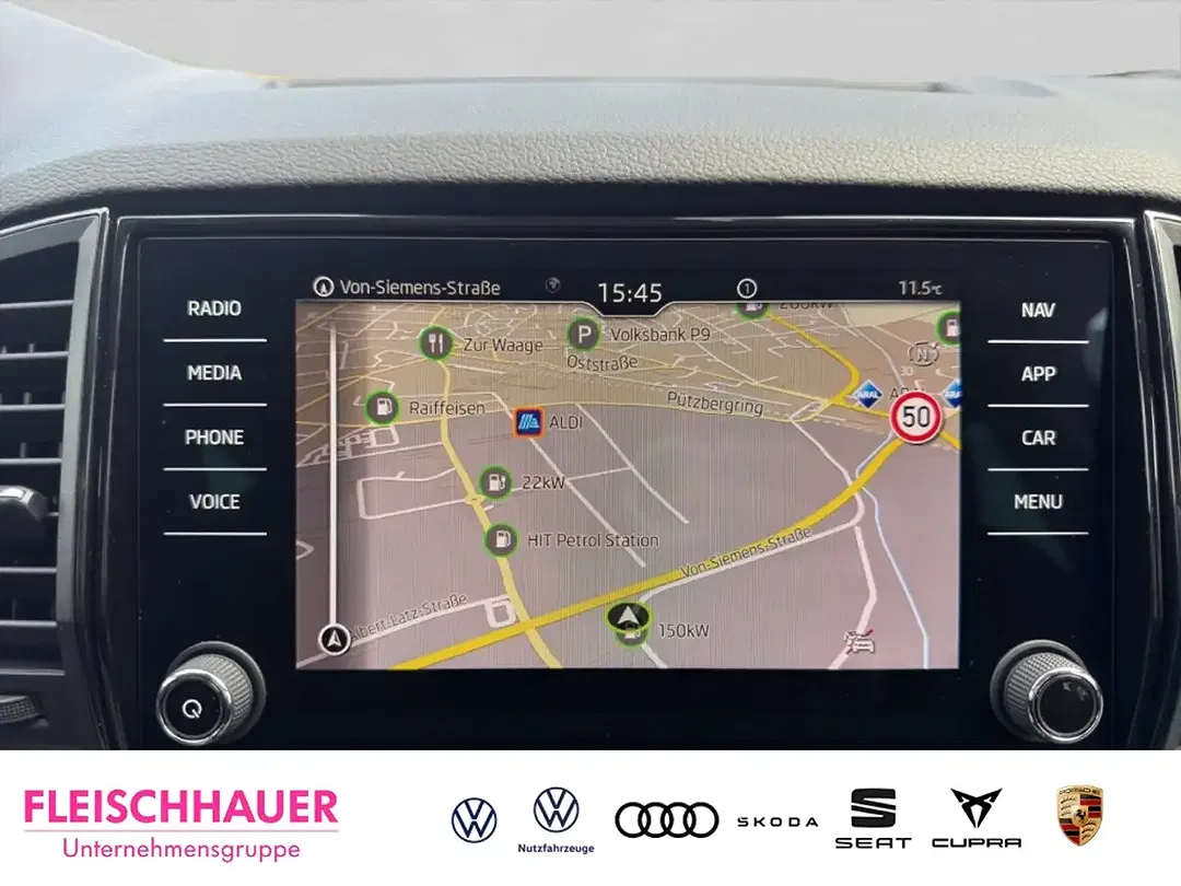 Skoda Karoq - Thumbnail 13