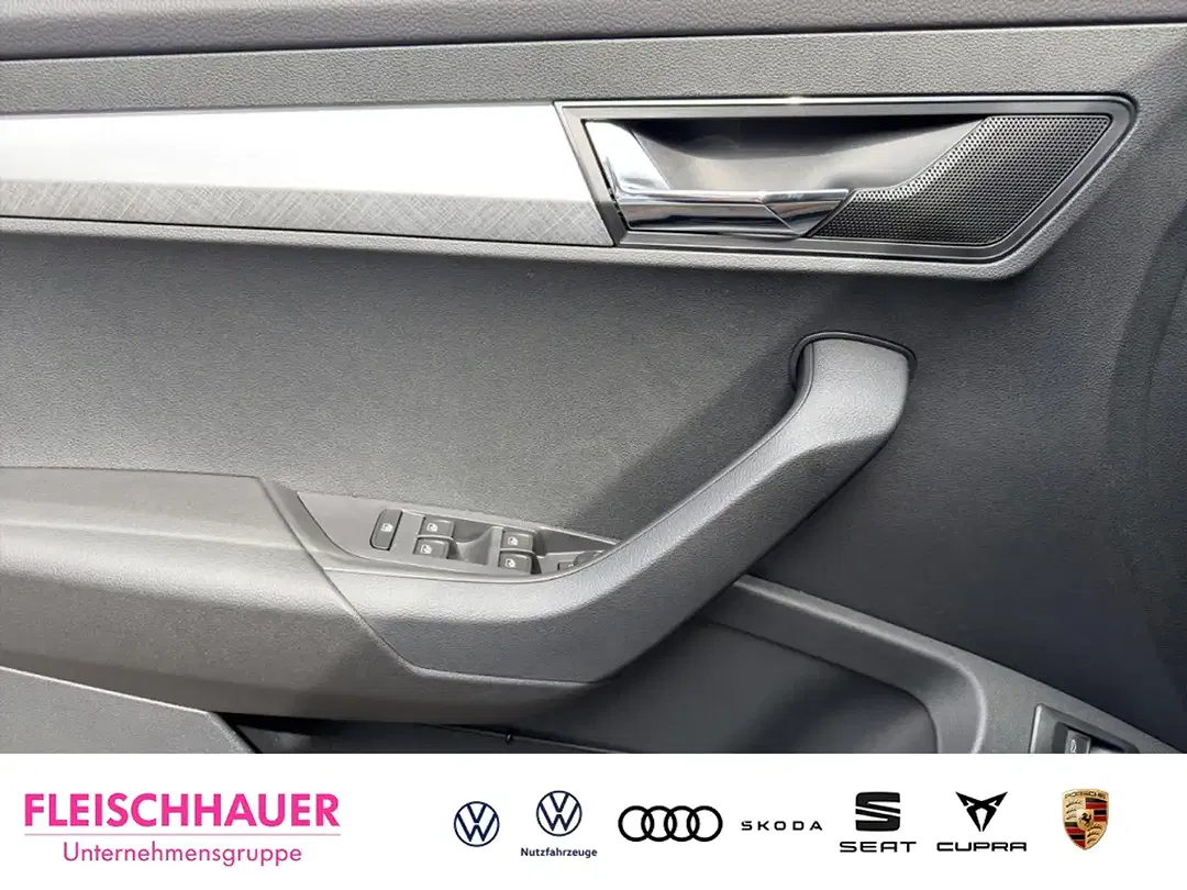Skoda Karoq - Thumbnail 9