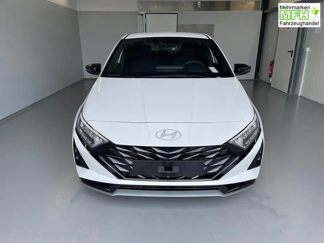 Hyundai i20 - Thumbnail 2