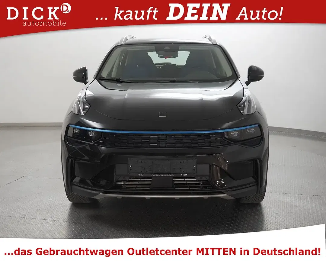 Lynk & Co 01 - Thumbnail 3