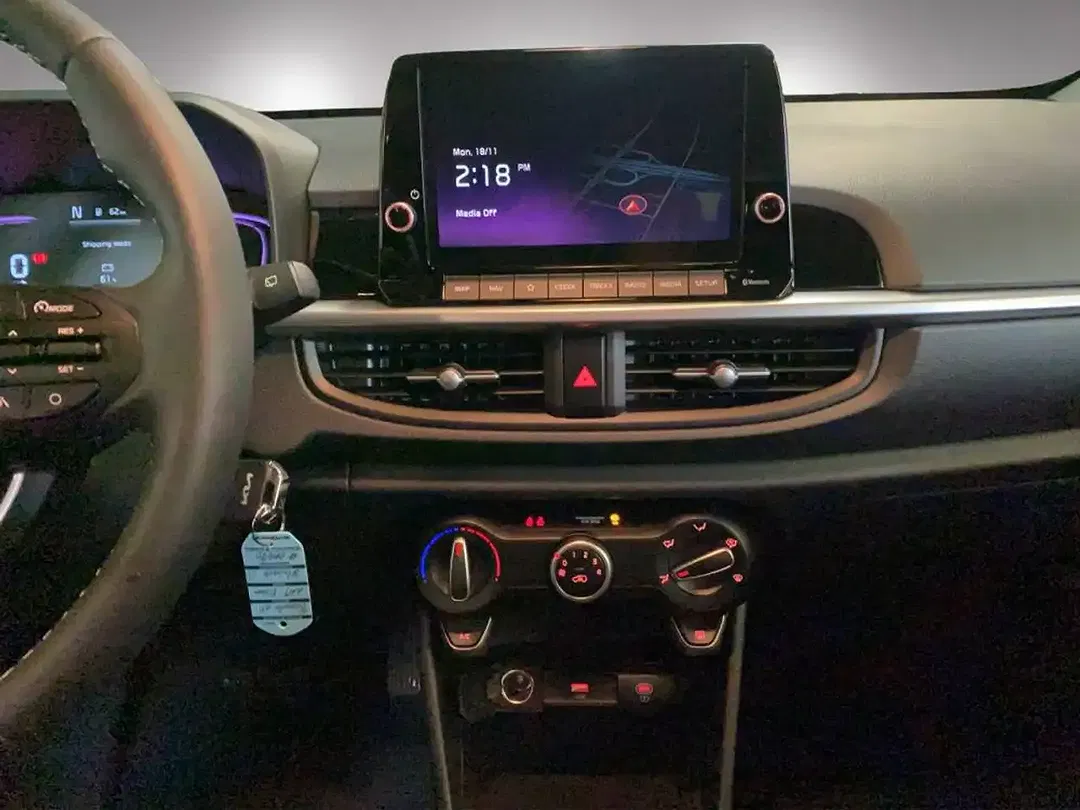 Kia Picanto - Thumbnail 4
