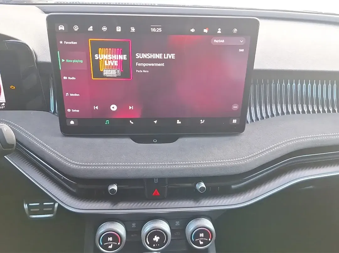 Skoda Superb - Thumbnail 12