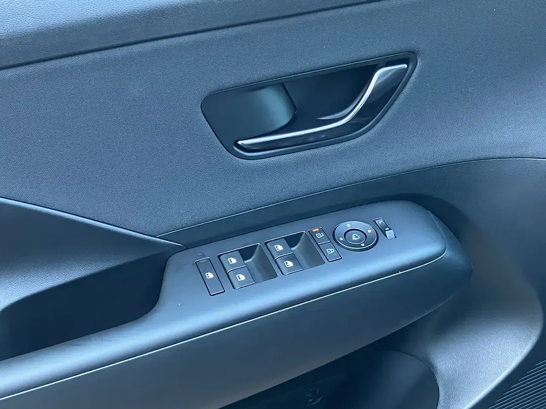 Hyundai KONA - Thumbnail 10
