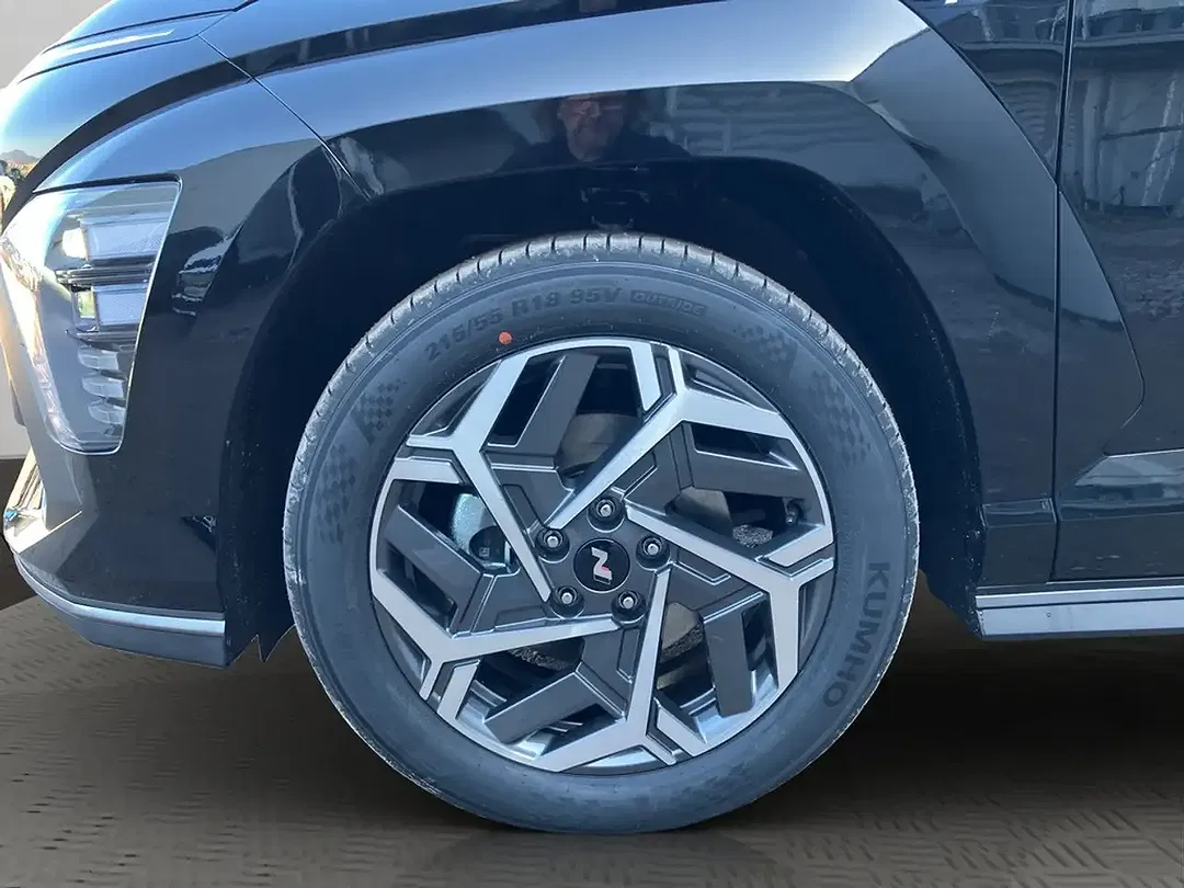Hyundai KONA - Thumbnail 3