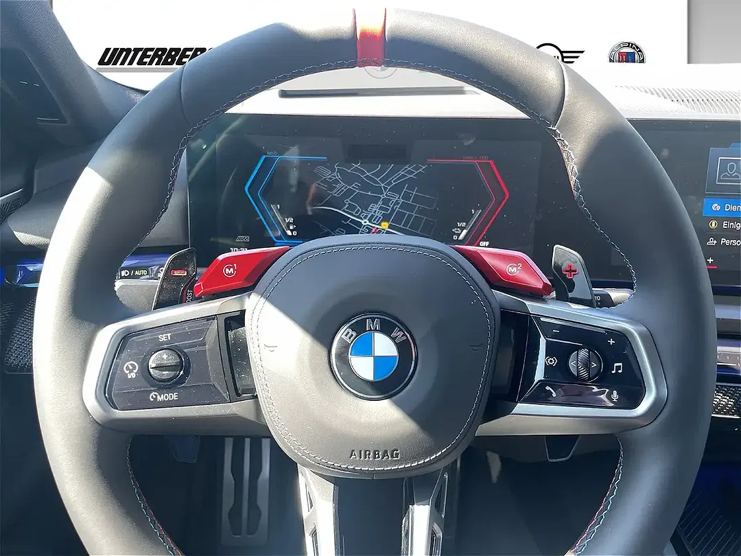 BMW M5 - Thumbnail 8