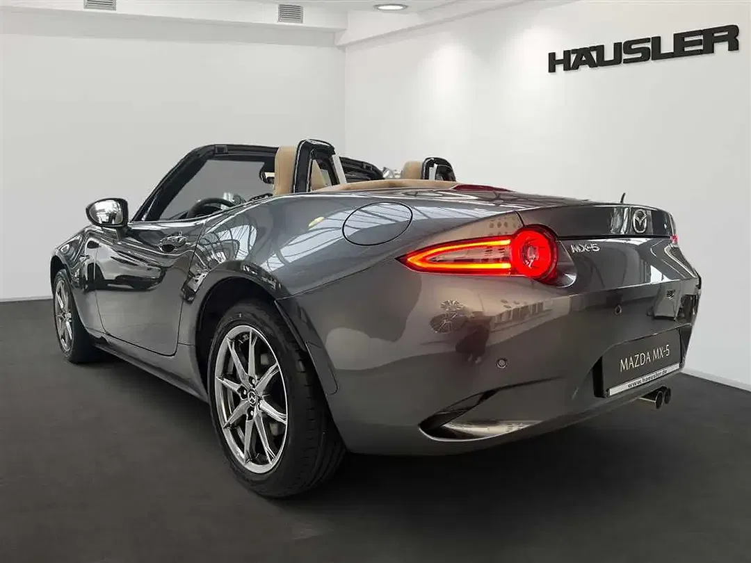 Mazda MX-5 - Thumbnail 5