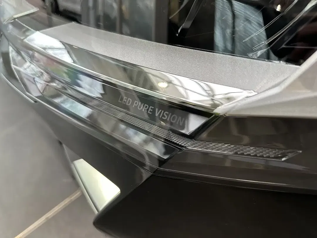 Renault Captur - Thumbnail 5