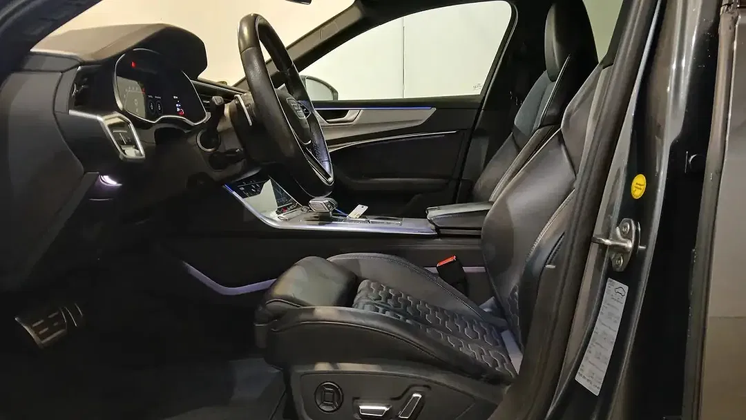 Audi RS6 - Thumbnail 10
