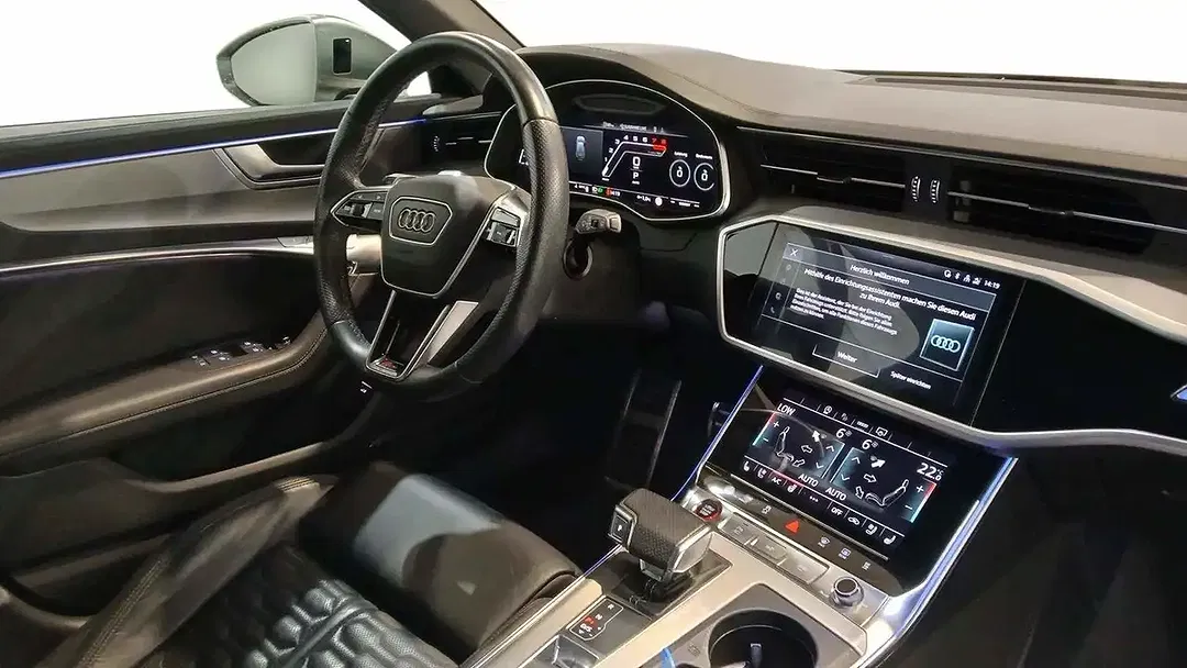 Audi RS6 - Thumbnail 11