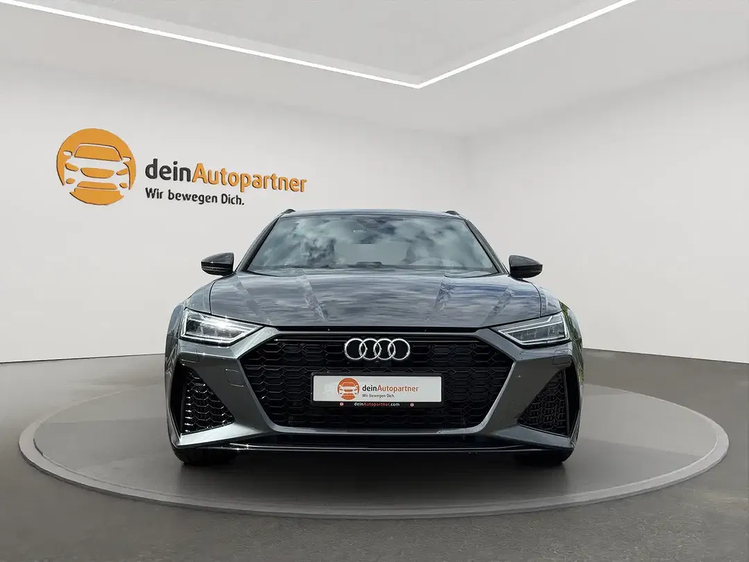 Audi RS6 - Thumbnail 2