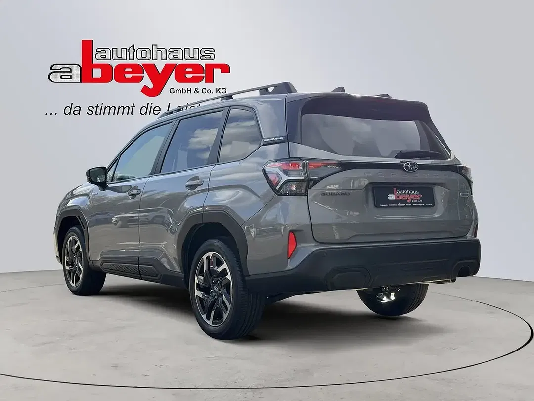 Subaru Forester - Thumbnail 3