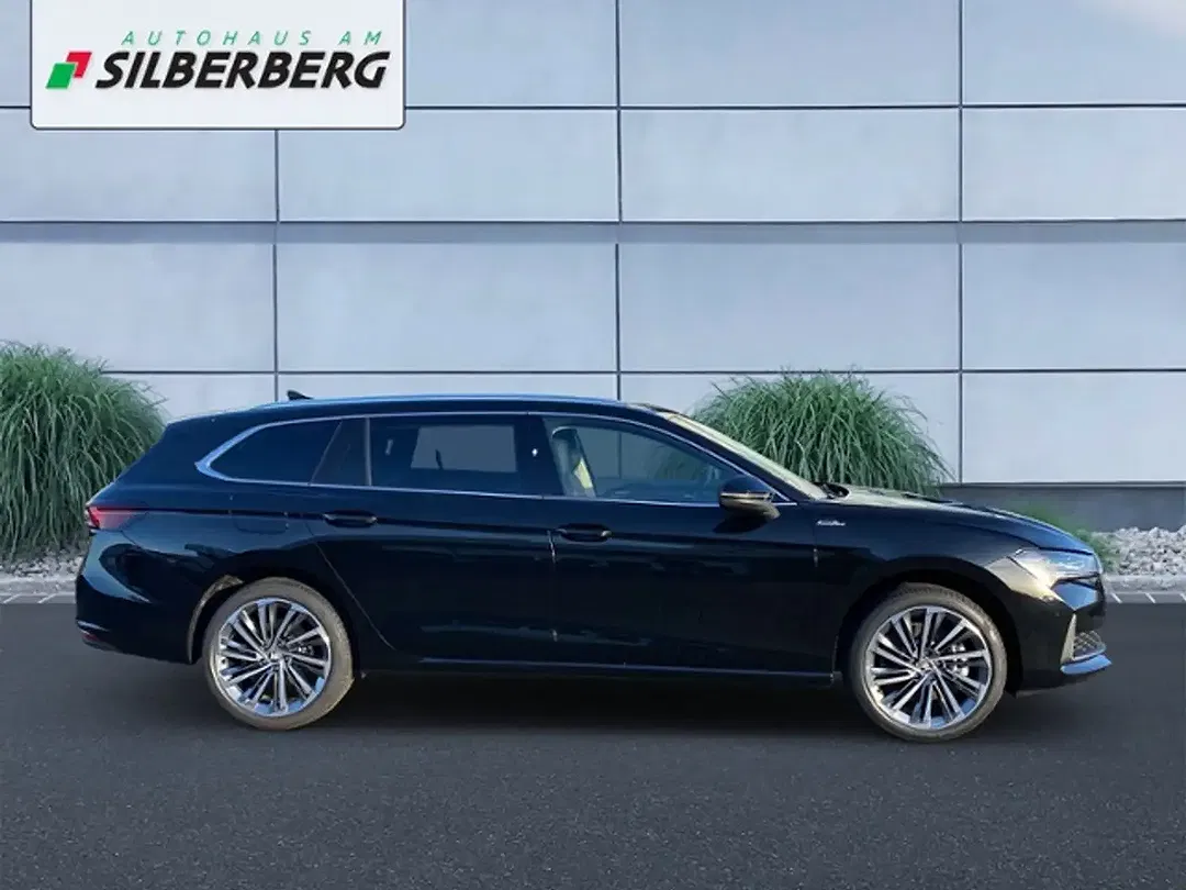 Skoda Superb - Thumbnail 2