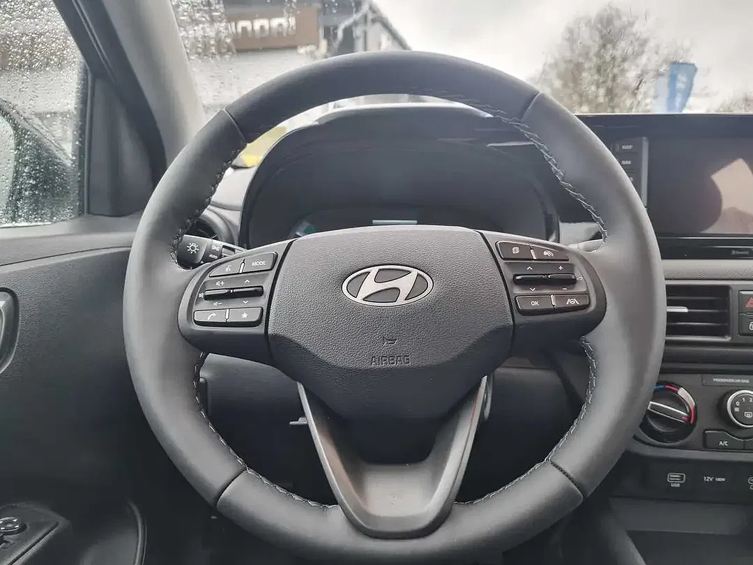 Hyundai i10 - Thumbnail 11