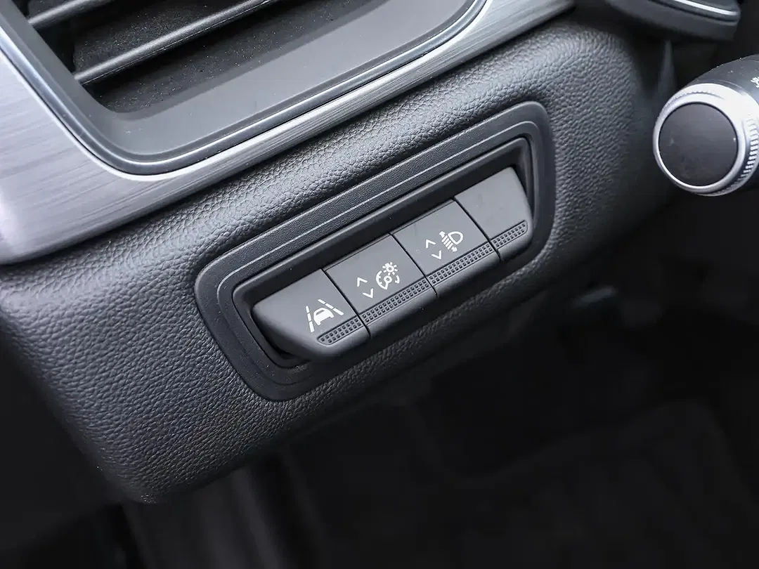 Renault Captur - Thumbnail 12