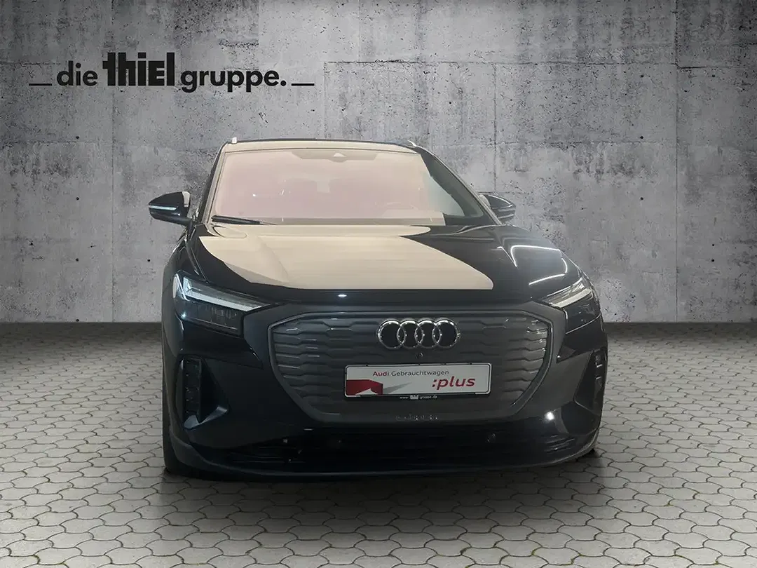 Audi Q4 e-tron - Thumbnail 2