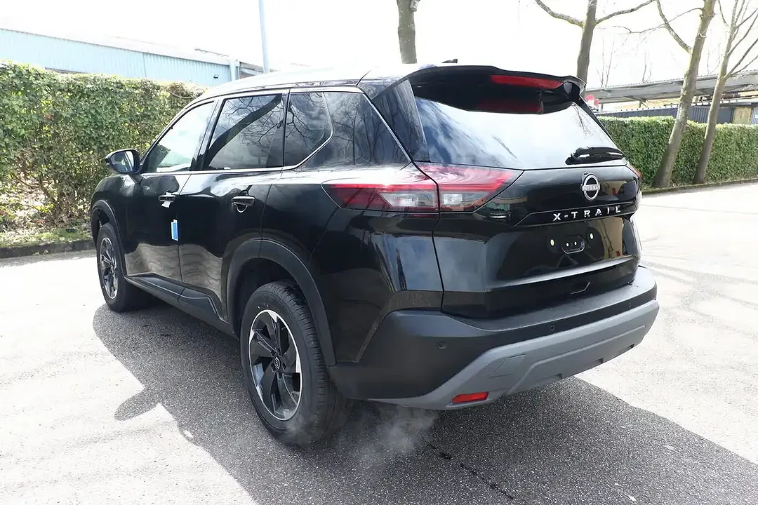 Nissan X-Trail - Thumbnail 4