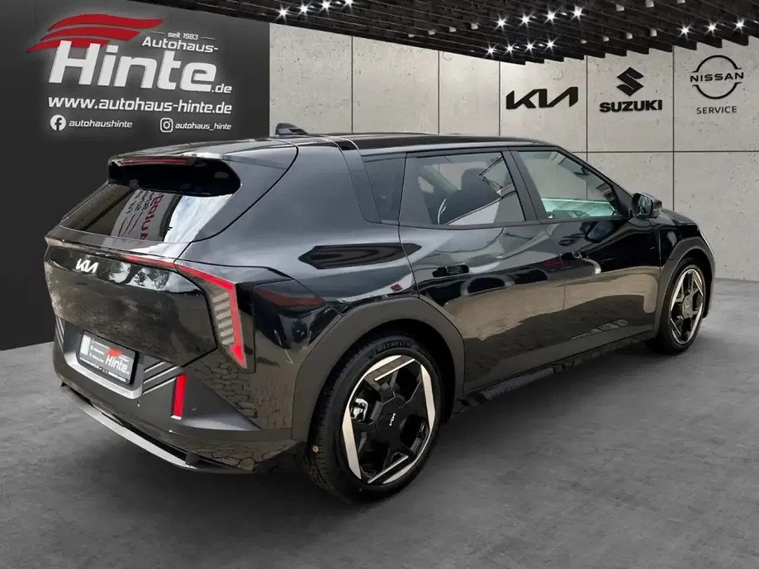 Kia EV4 - Thumbnail 6