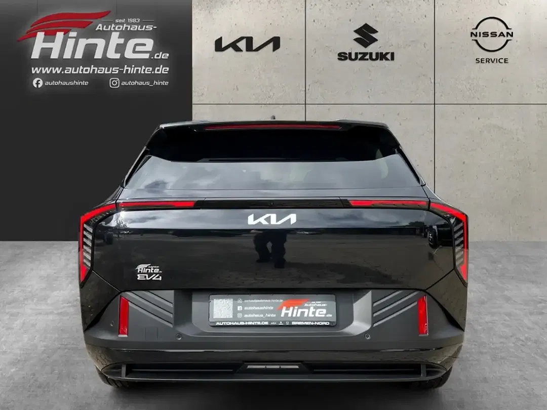 Kia EV4 - Thumbnail 7