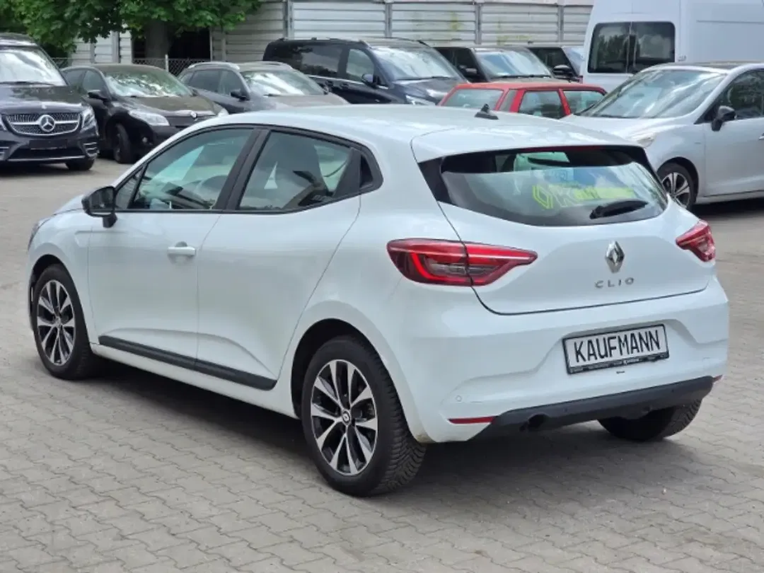 Renault Clio - Thumbnail 6