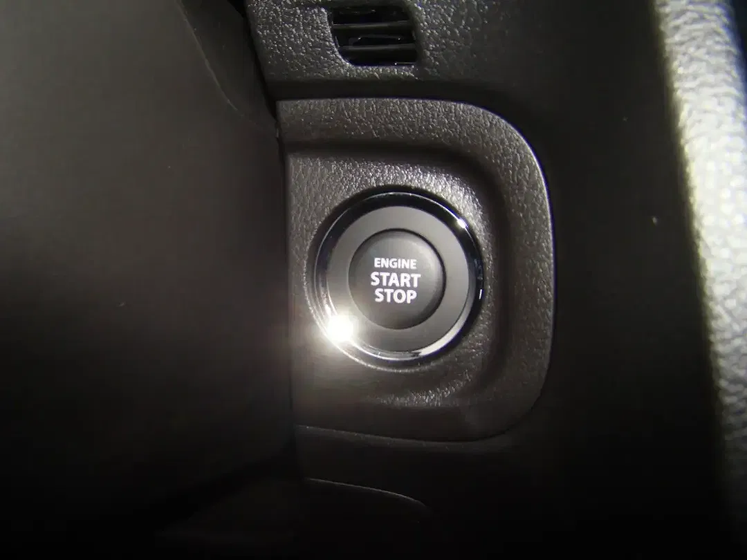 Suzuki Vitara - Thumbnail 24
