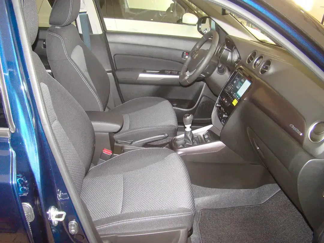 Suzuki Vitara - Thumbnail 28