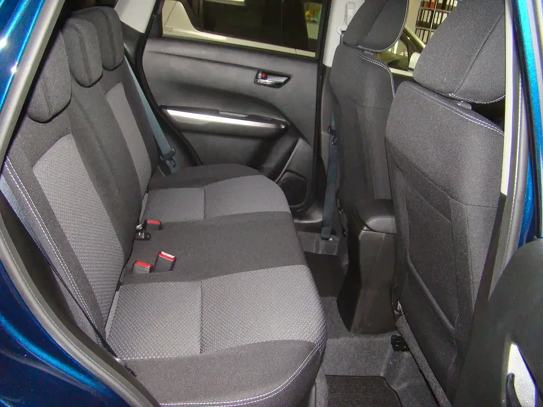 Suzuki Vitara - Thumbnail 31