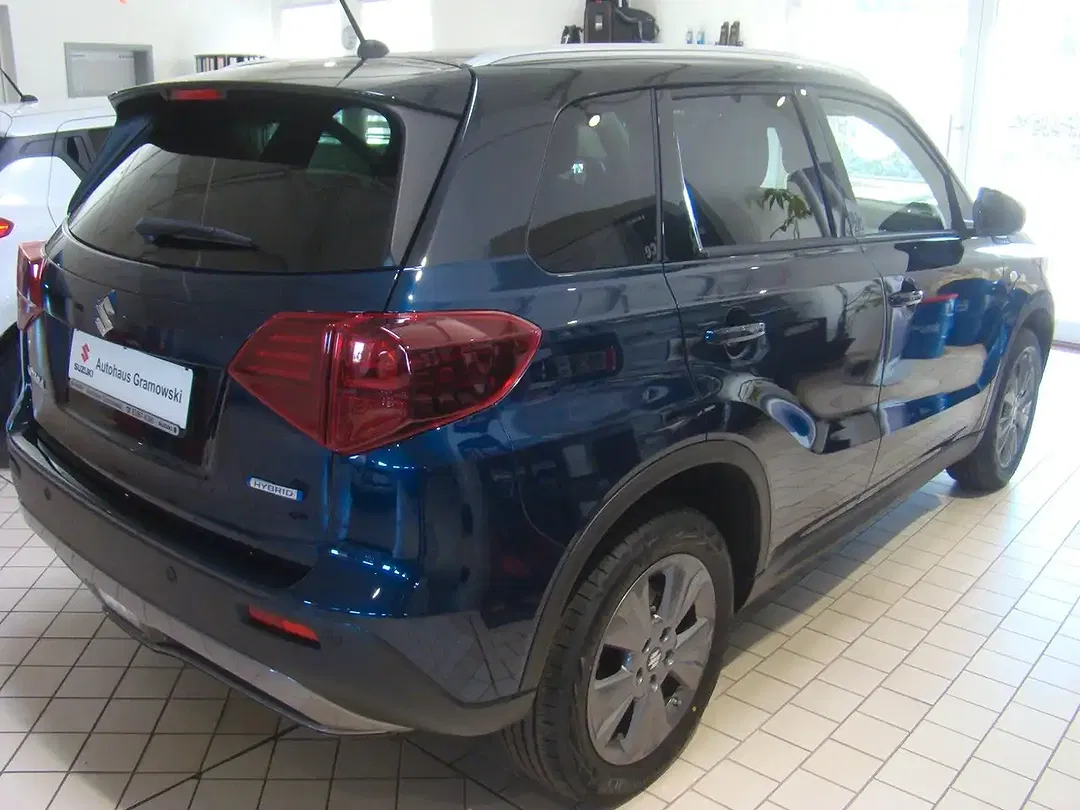 Suzuki Vitara - Thumbnail 8